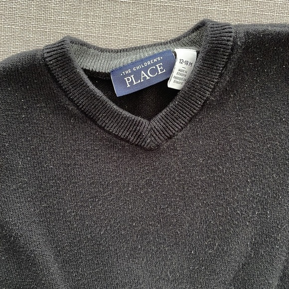 12-18m black v-neck knit sweater - Picture 2 of 4